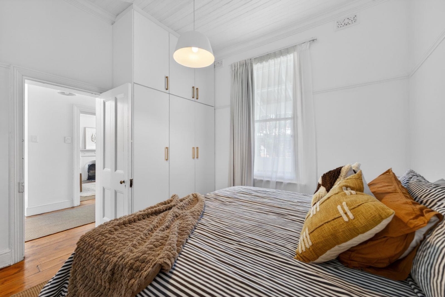 4 Bedroom Property for Sale in Oranjezicht Western Cape